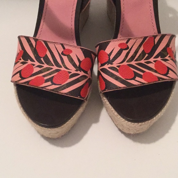Louis Vuitton pink printed monogram canvas wedges - Picture 8 of 8